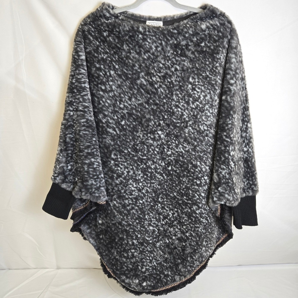Tamsy Faux Fur Poncho, Ribbed Cuffs, Fringe Trim, Gray Black, One‎ Size